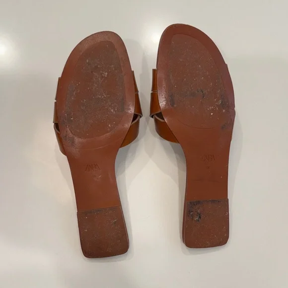 Zara Women's Brown Slide Sandals - Picture 3 of 3